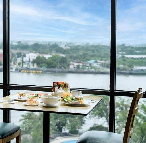 Riverine Place Hotel And Residence