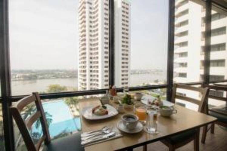 Riverine Place Hotel And Residence