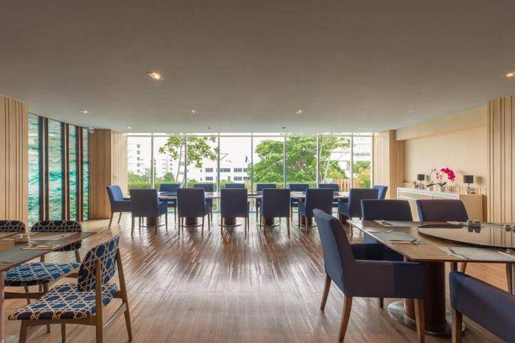 Centara Life Government Complex Hotel & Convention Centre Chaeng Watthana