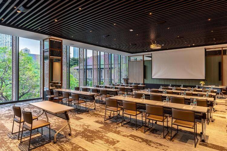 Villa Deva Resort & Hotel Bangkok