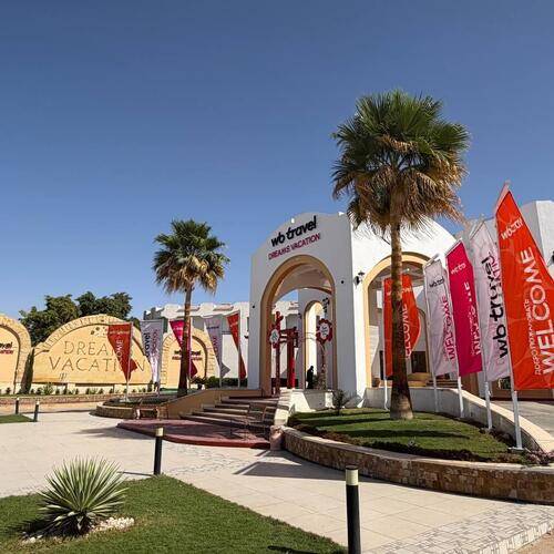 WB TRAVEL Dreams Vacation Resort