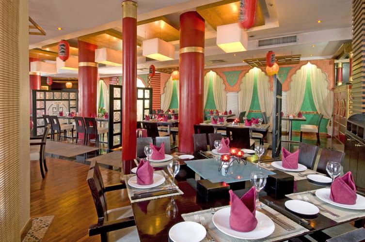 WB TRAVEL Dreams Vacation Resort