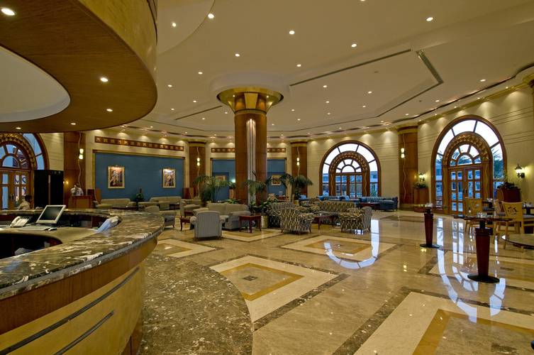 WB Travel Dreams Vacation Resort