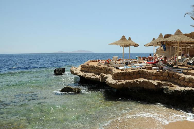 WB TRAVEL Dreams Vacation Resort