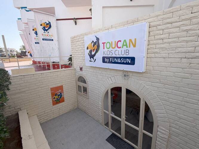 WB TRAVEL Dreams Vacation Resort