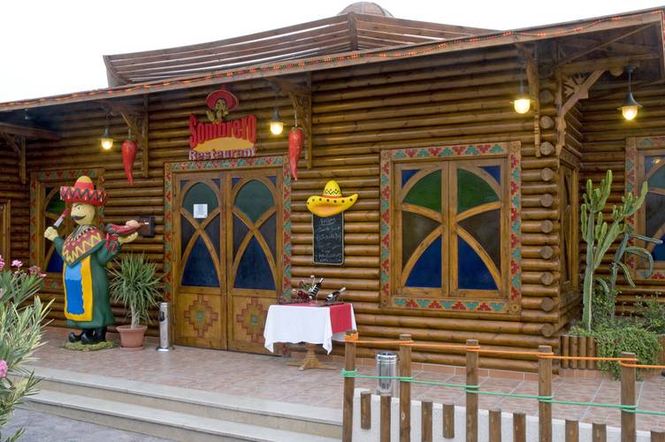 WB TRAVEL Dreams Vacation Resort