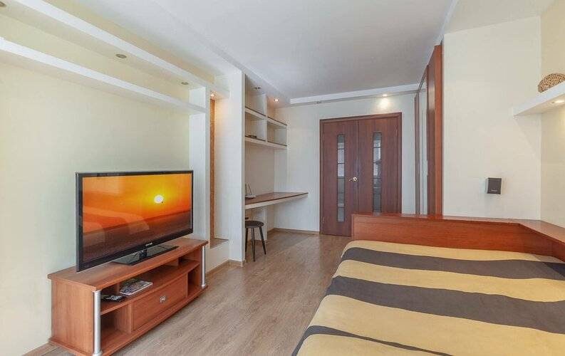 Горница Некрасовская 79