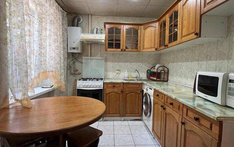 Юрий Лк На Широкой 21