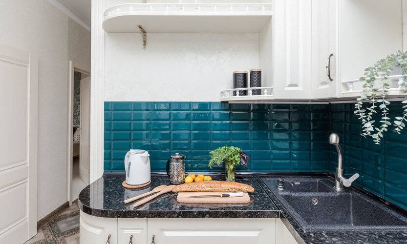 Na Esaulenko 4/6 (На Есауленко 4/6)