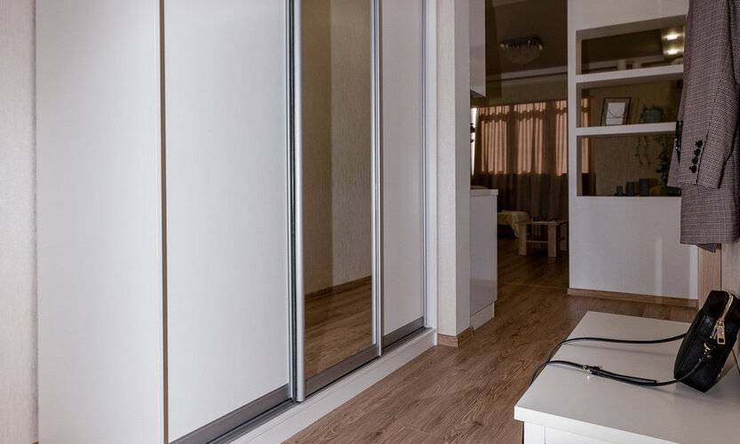 Na Esaulenko 4/6 (На Есауленко 4/6)