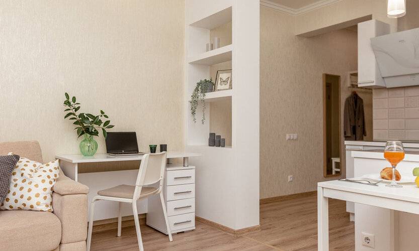 Na Esaulenko 4/6 (На Есауленко 4/6)