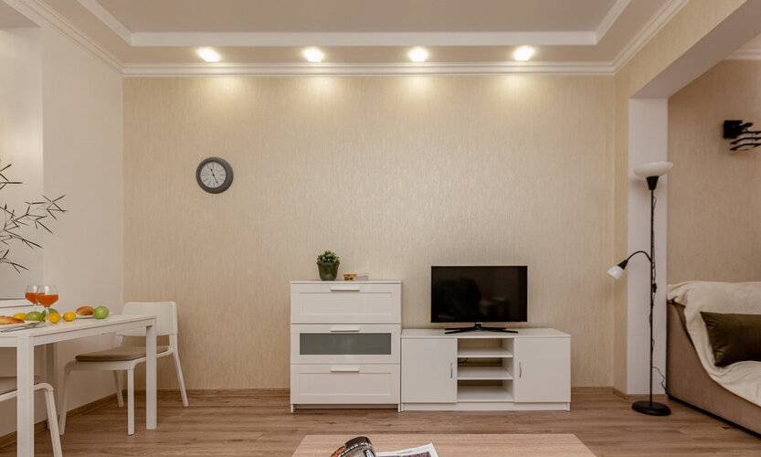 Na Esaulenko 4/6 (На Есауленко 4/6)