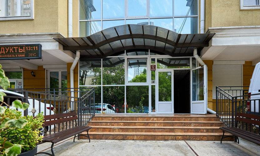 Na Tsiurupy 4b (На Цюрупы 4б)