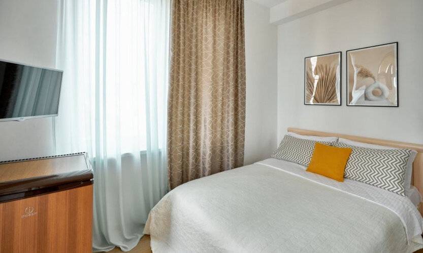 Na Tsiurupy 4b (На Цюрупы 4б)