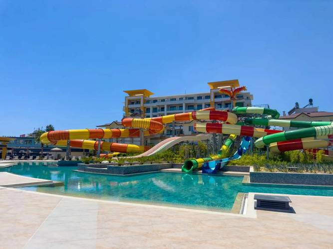 Апартаменты 1+1 В Комплексе Azura World С Видом На Море Для Семейного Отдыха