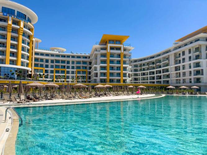 Апартаменты 1+1 В Комплексе Azura World С Видом На Море Для Семейного Отдыха