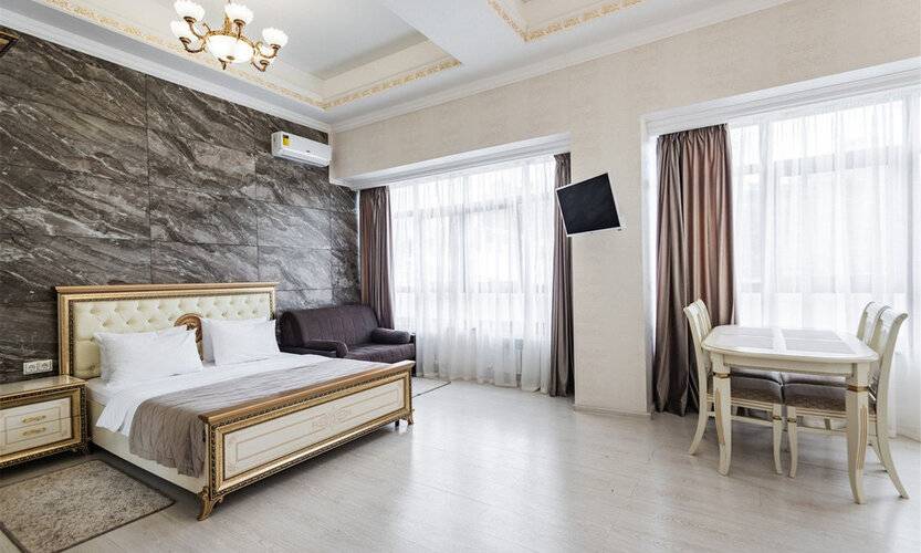 На Навагинской 3