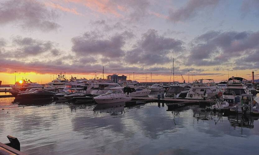 На Навагинской 3