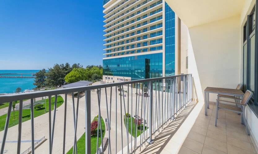 На Орджоникидзе 11/1