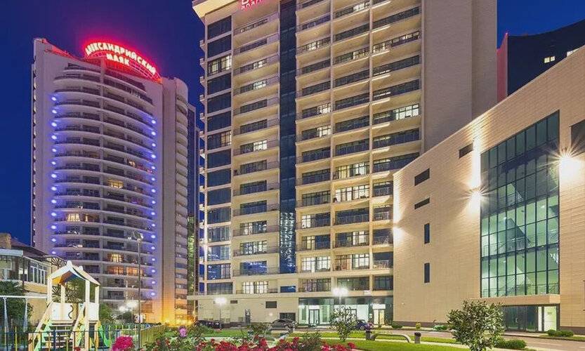 На Орджоникидзе 11/1