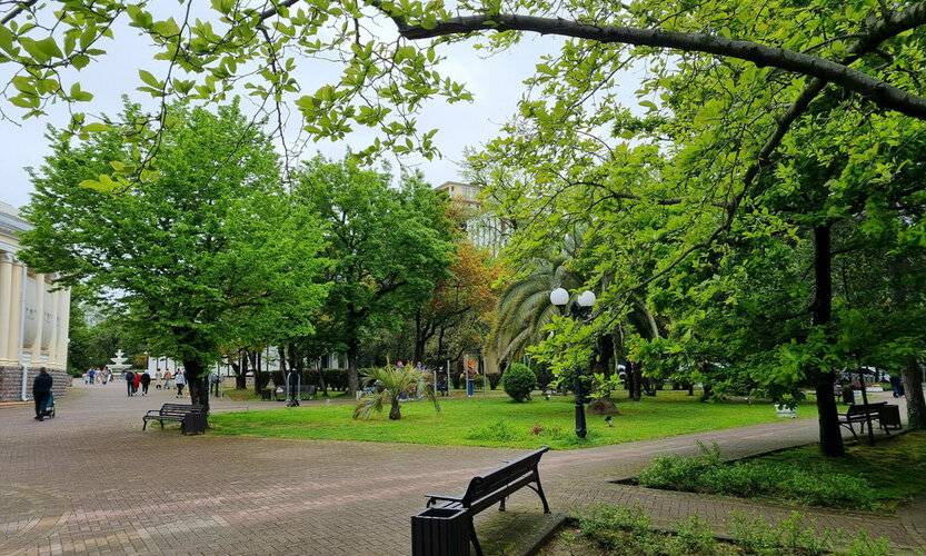 На Черноморской 6