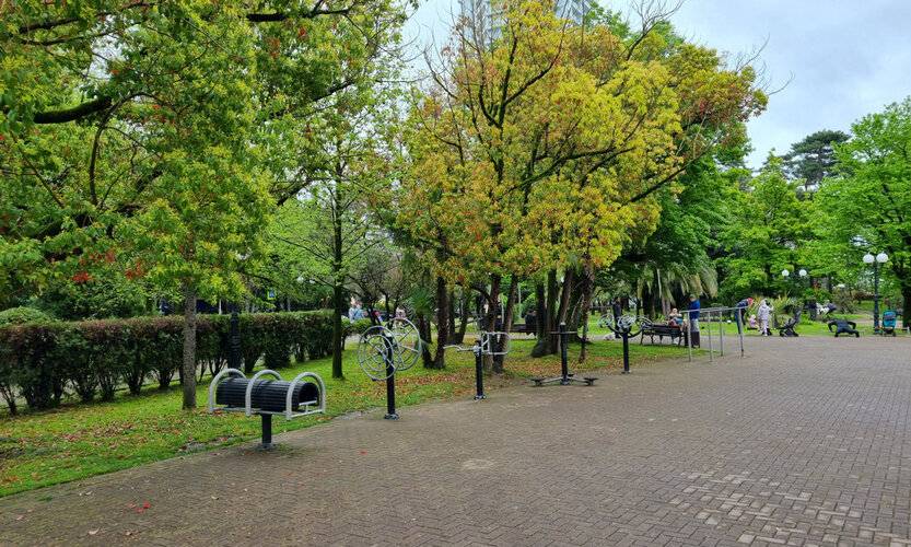 На Черноморской 6