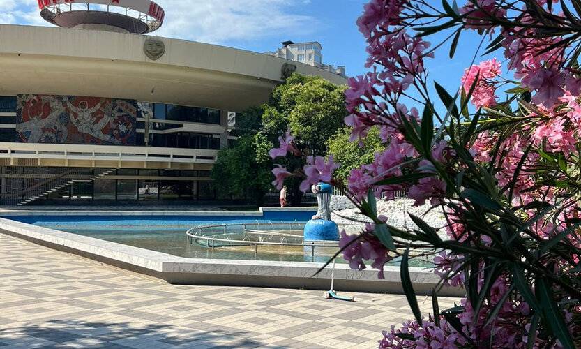 На Депутатской 10д