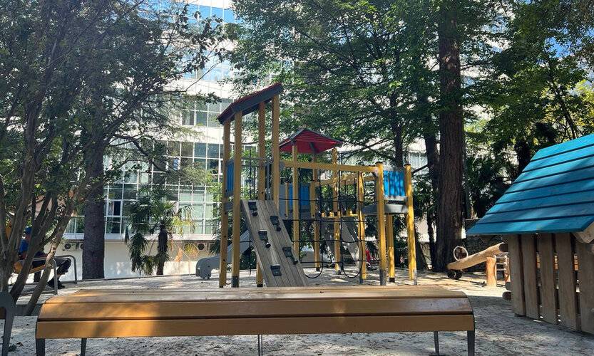 На Депутатской 10д