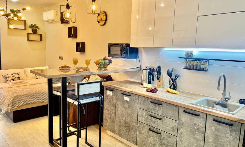 Sun City На Горького 24