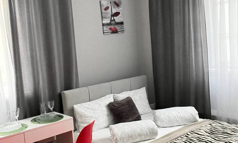 Dayker City Apartments На Клубничной 1/17