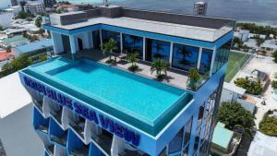 Icom Blue Sea View
