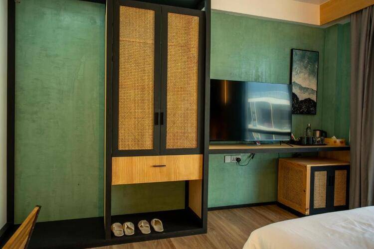 Athiri Residence