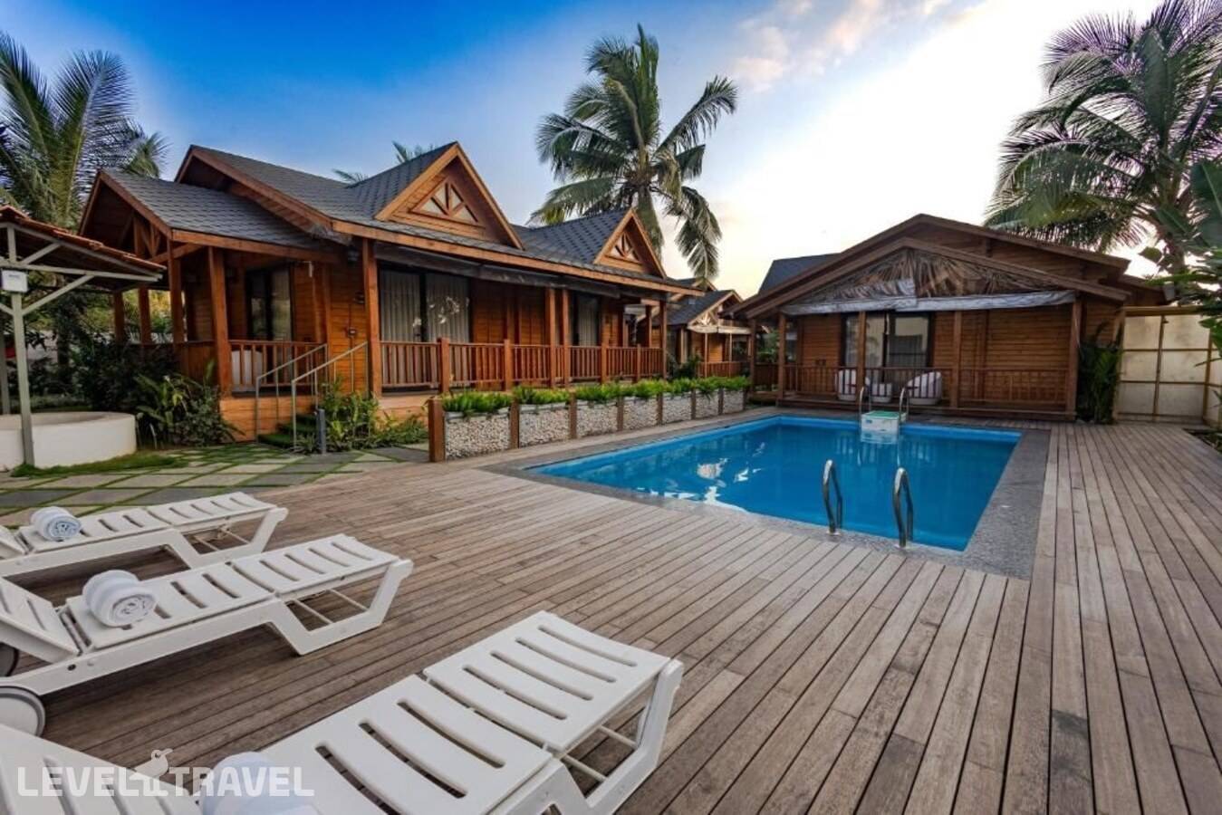 Отель Foxoso Aaristo Baga Beach Resort — Бага, Индия