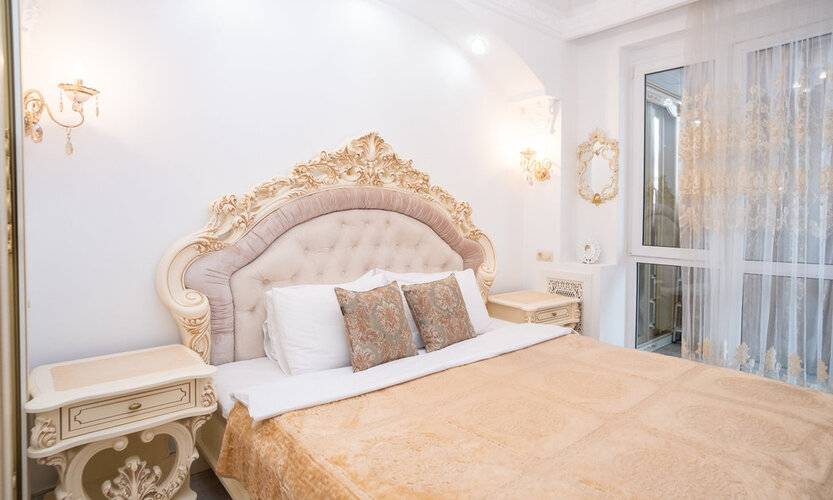 Marisol На Улице Роз 36