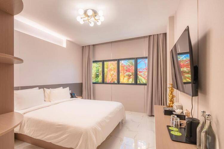 Wings By Hawks Hotels