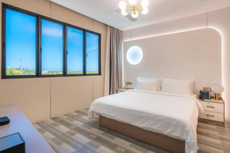 Wings By Hawks Hotels