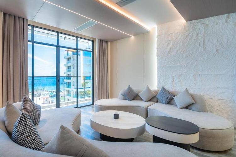 Wings By Hawks Hotels