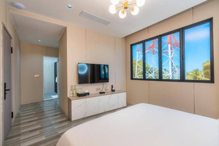 Wings By Hawks Hotels