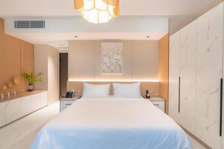 Wings By Hawks Hotels