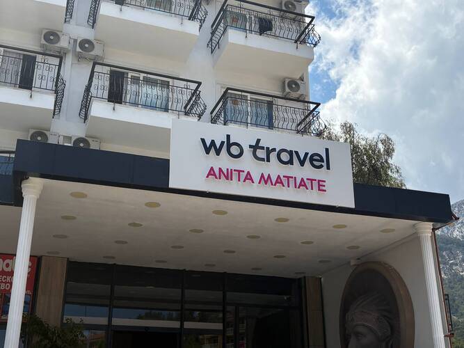WB TRAVEL Anita Matiate