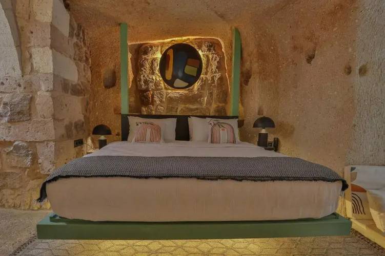 Eka Cave Maison