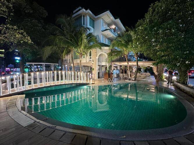 The Taksim Royal Beach Hotel