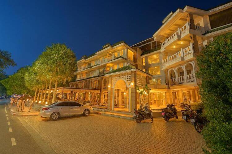 The Taksim Royal Beach Hotel