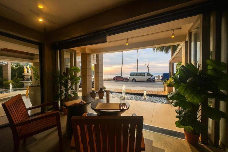 The Taksim Royal Beach Hotel