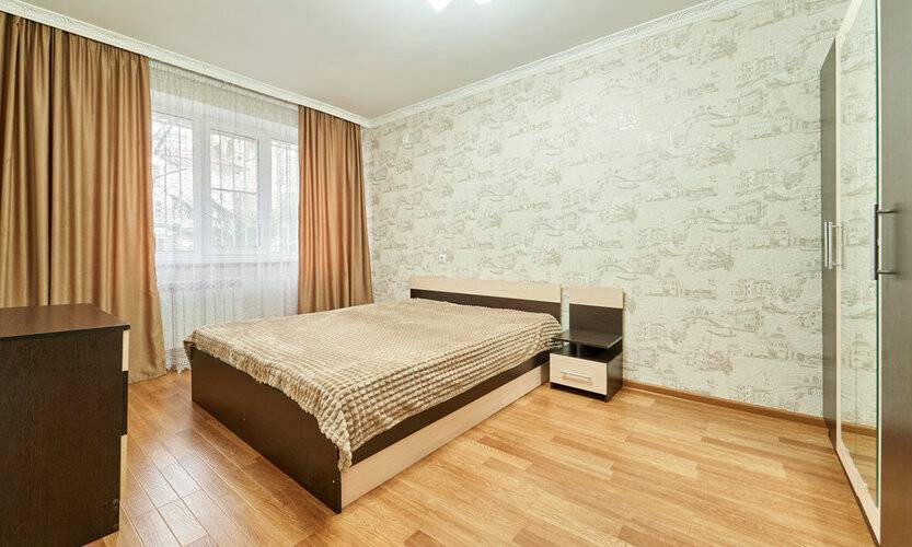 Роз 82 — главное фото