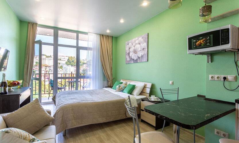 San-Marino (Сан-Марино) На Улице Красная