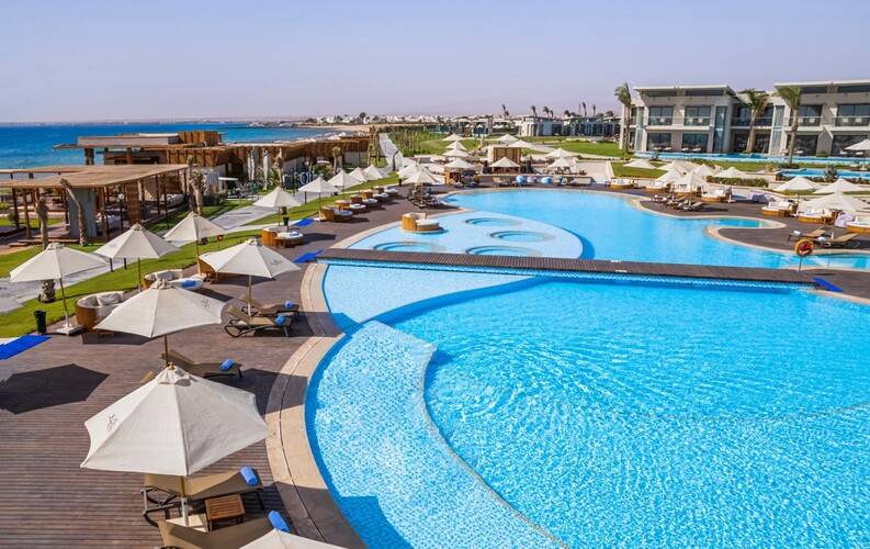 Rixos Premium Magawish Bay View