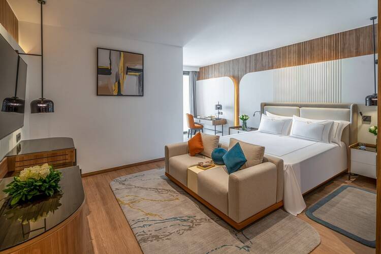 Rixos Premium Magawish Bay View