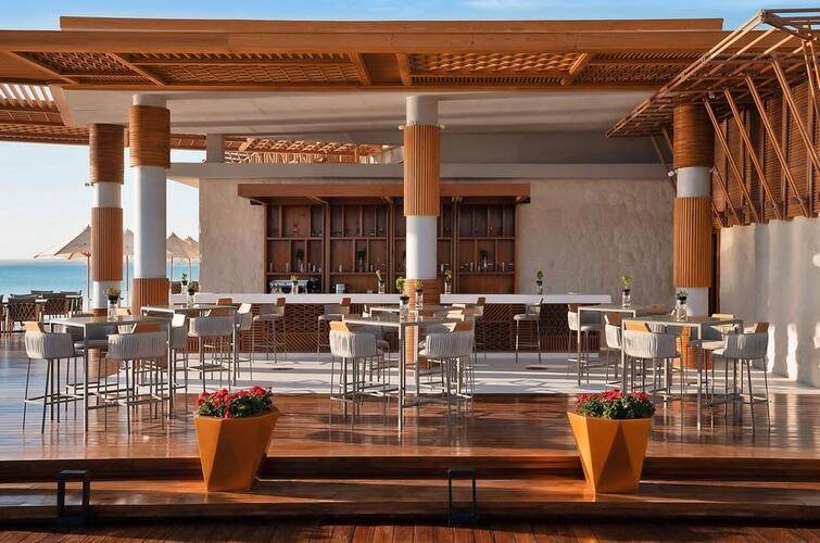 Rixos Premium Magawish Bay View
