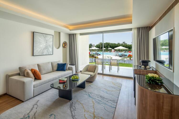 Rixos Premium Magawish Bay View